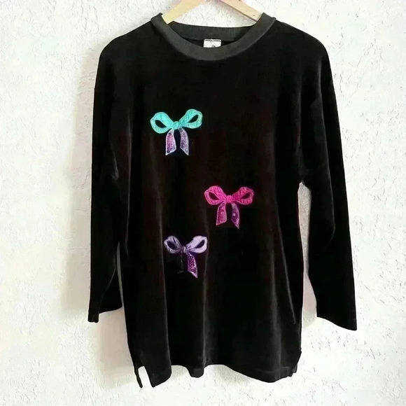Vintage crewneck velour pullover with sequin bows size small - Picture 2 of 16